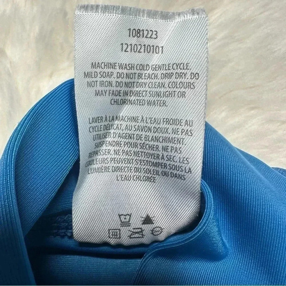 UV Skinz 2 Pc Swimsuit  Blue / Shark Size 5 - Picture 7 of 16